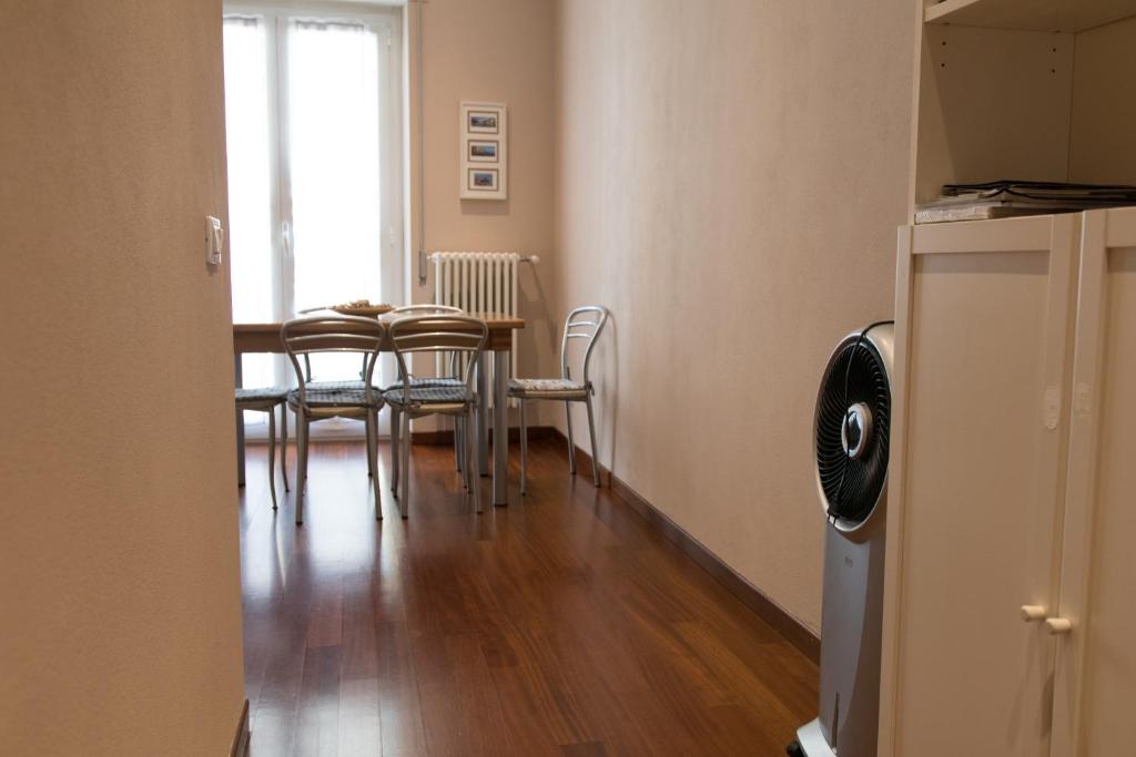 Ricciardi House room 1
