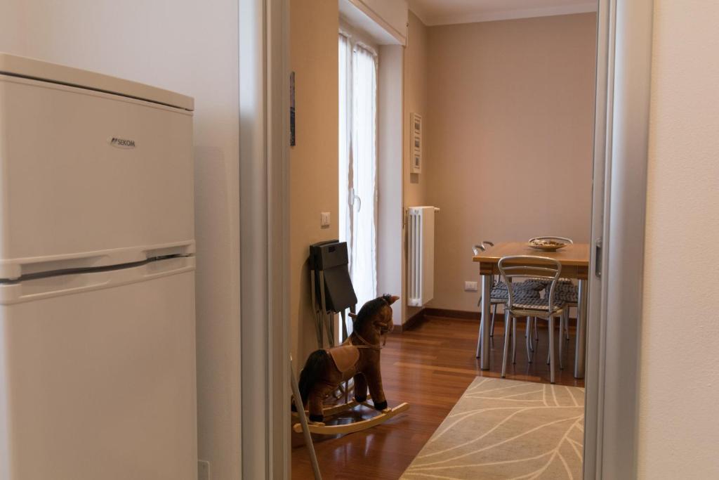 Ricciardi House room 2