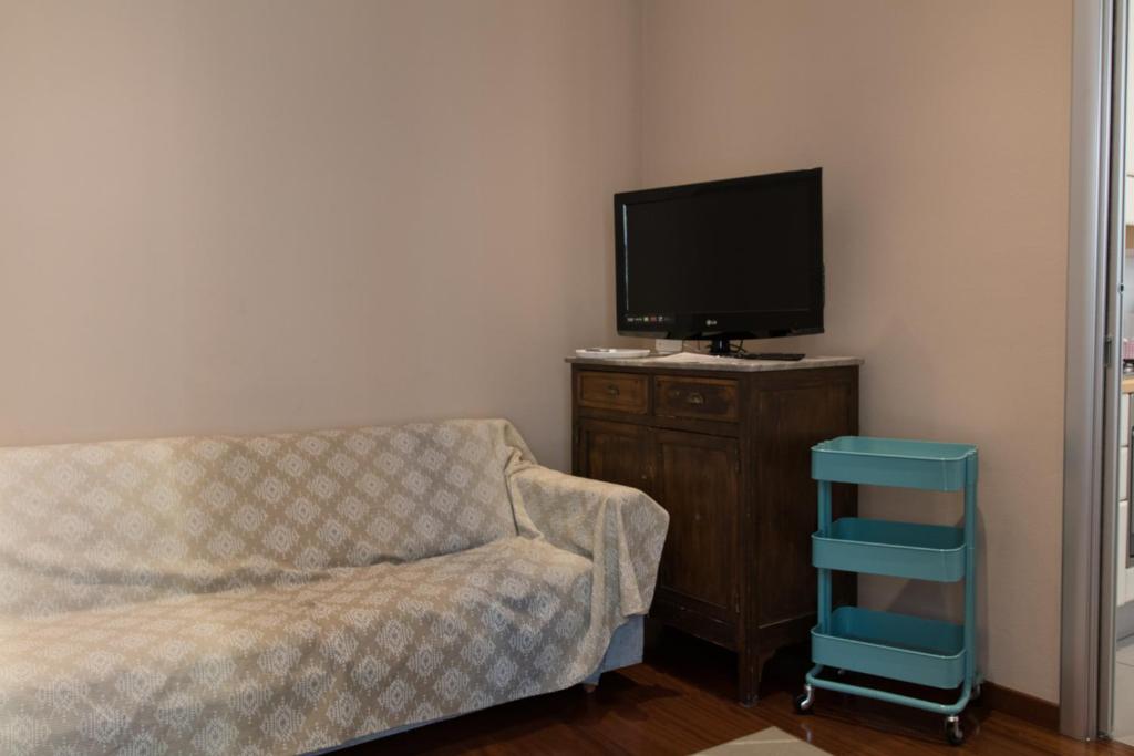 Ricciardi House room 5